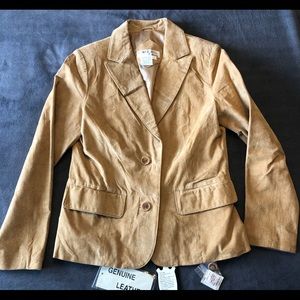 Lovely Tower Hill Collection Tan Suede Leather Jacket Size 6 w/ Tags Never Worn